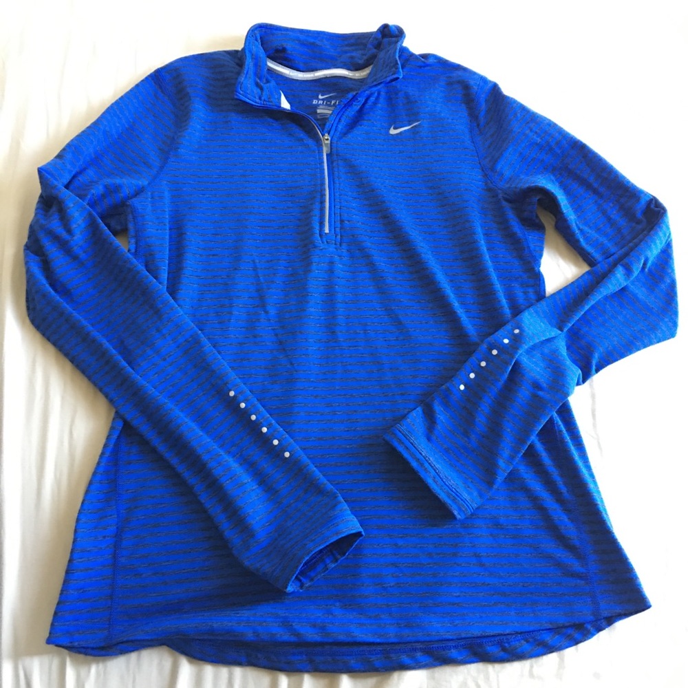 Nike tops